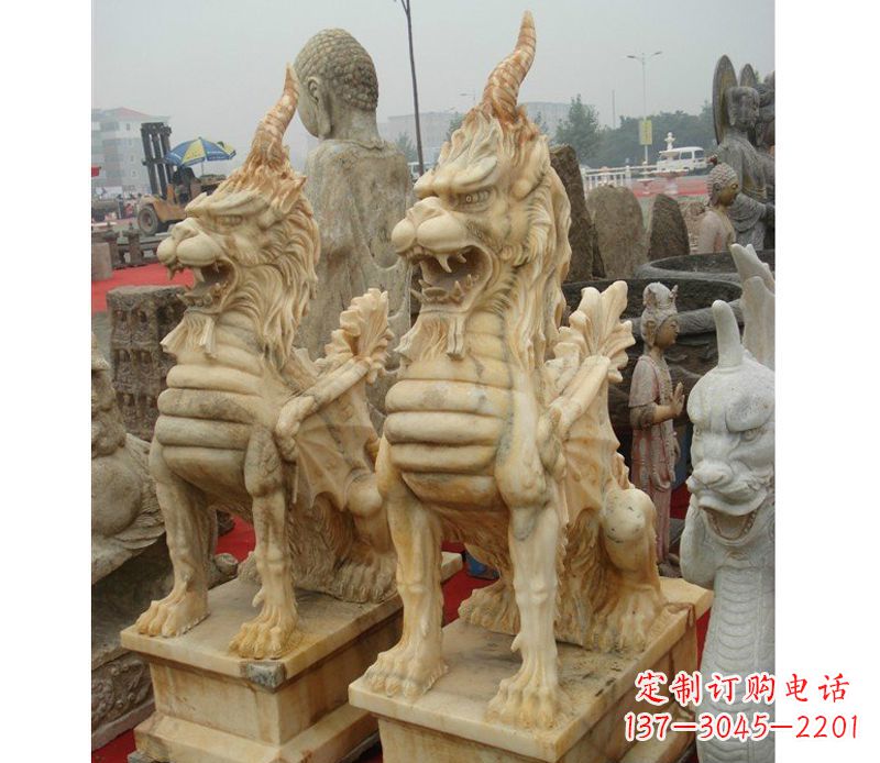 保定晚霞红独角兽雕塑