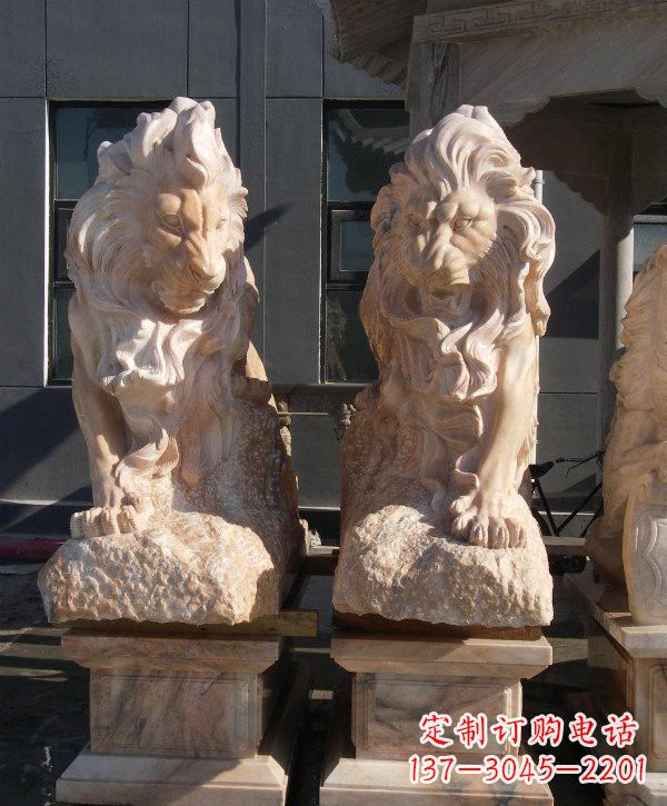 保定晚霞红欧式狮子石雕