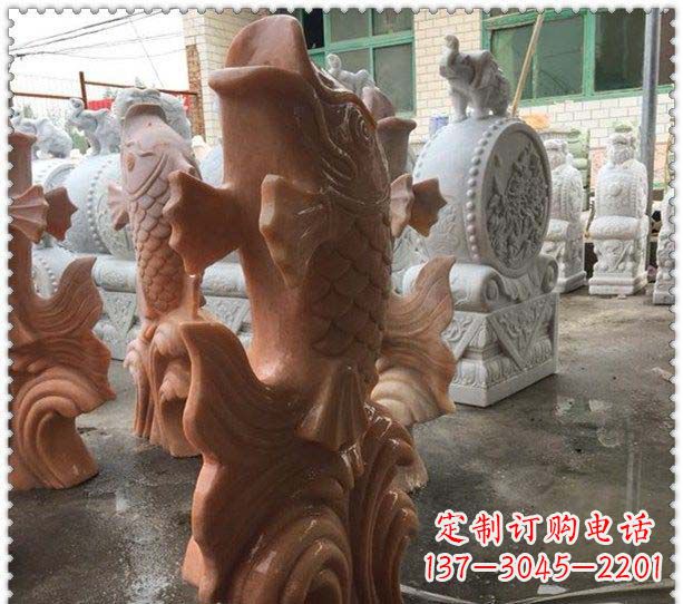 保定晚霞红喷水鲤鱼公园石雕