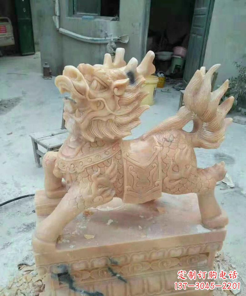 保定晚霞红麒麟雕塑112