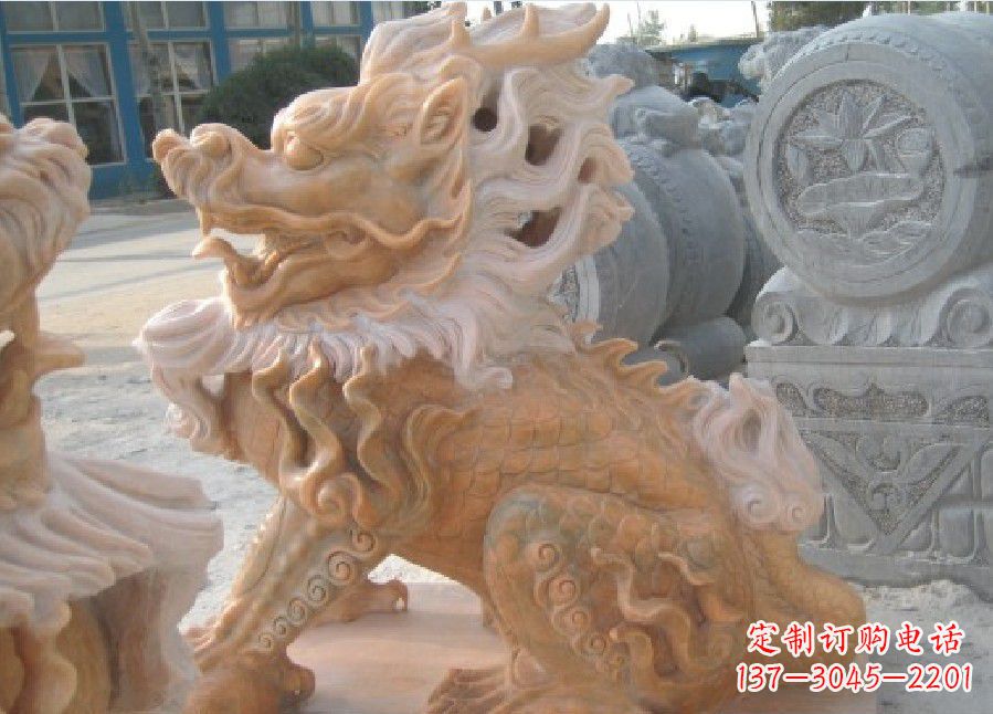 保定晚霞红神兽麒麟雕塑