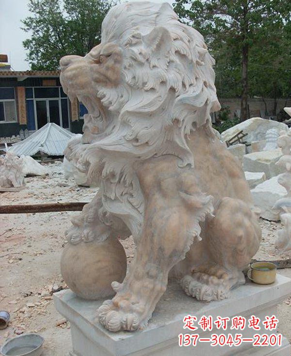 保定晚霞红寺庙门口西洋狮子石雕