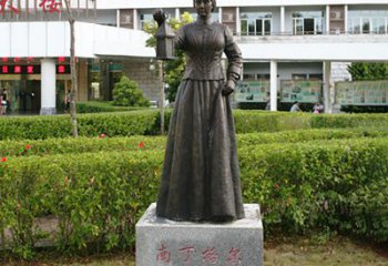 保定静谧中的南丁格尔铜雕