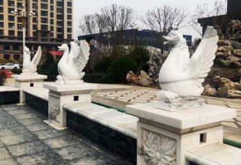 保定中领雕塑提供最高质量的天鹅雕塑定制服务。…