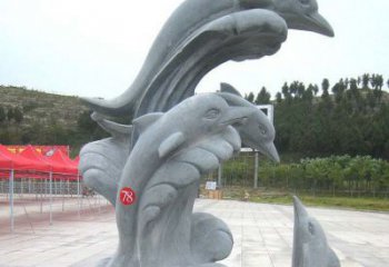 保定青石海豚雕塑由中领雕塑制作，是一款以海豚…