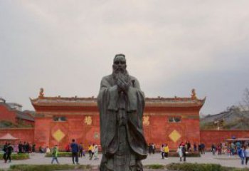保定传统文化艺术品，青铜孔子行教人物雕塑