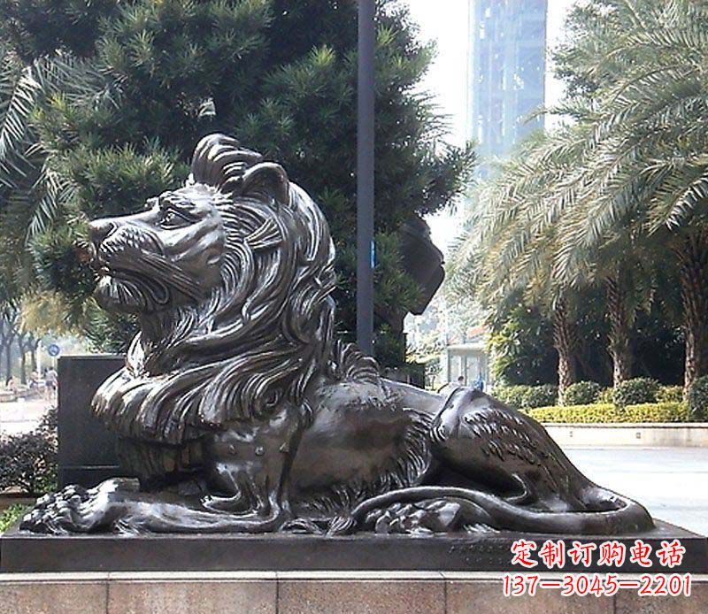 保定卧着的西洋狮看门狮子铜雕