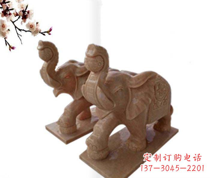 保定象鼻朝天的大象晚霞红招财石雕