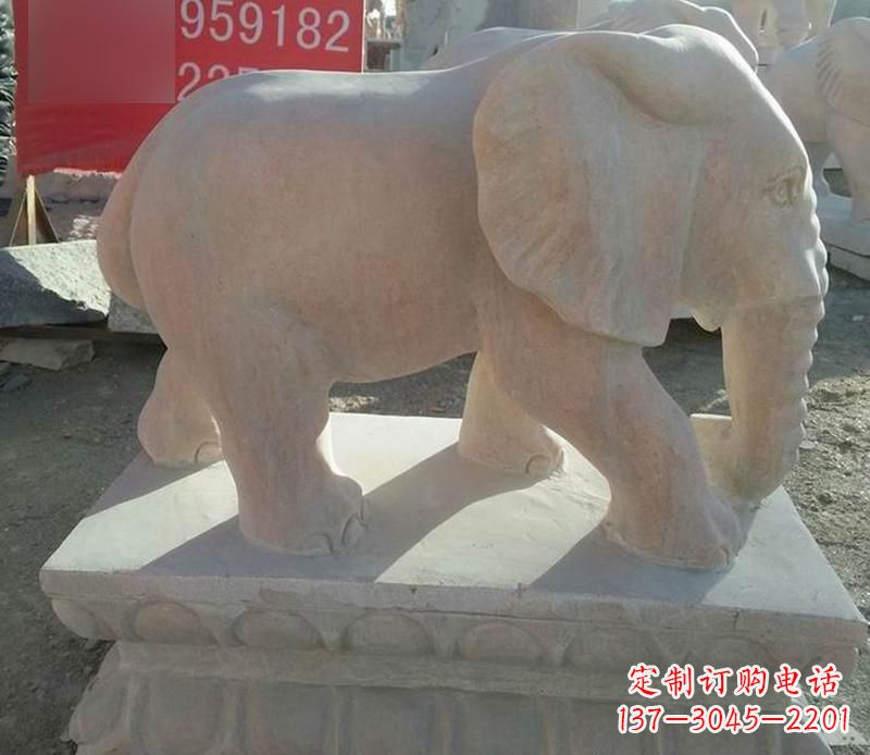 保定园林晚霞红大象雕塑