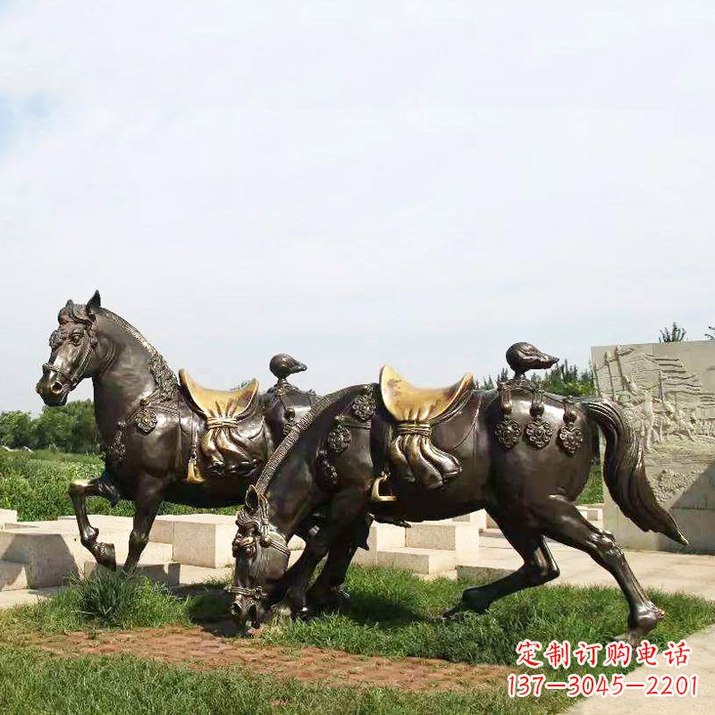 保定战马群公园景区动物情景雕塑