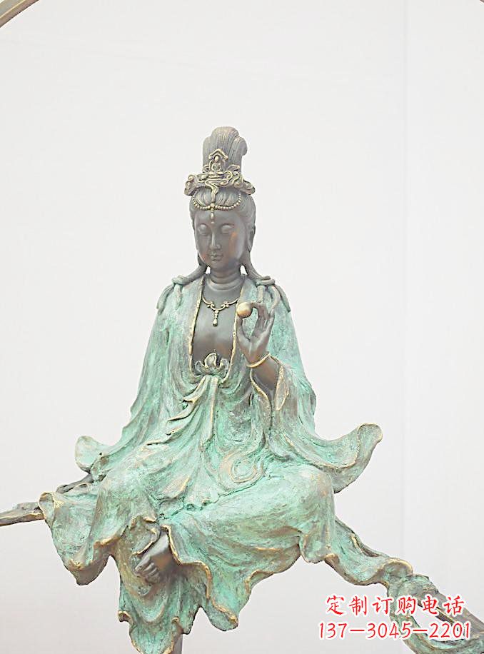 保定铸铜观自在观音雕像