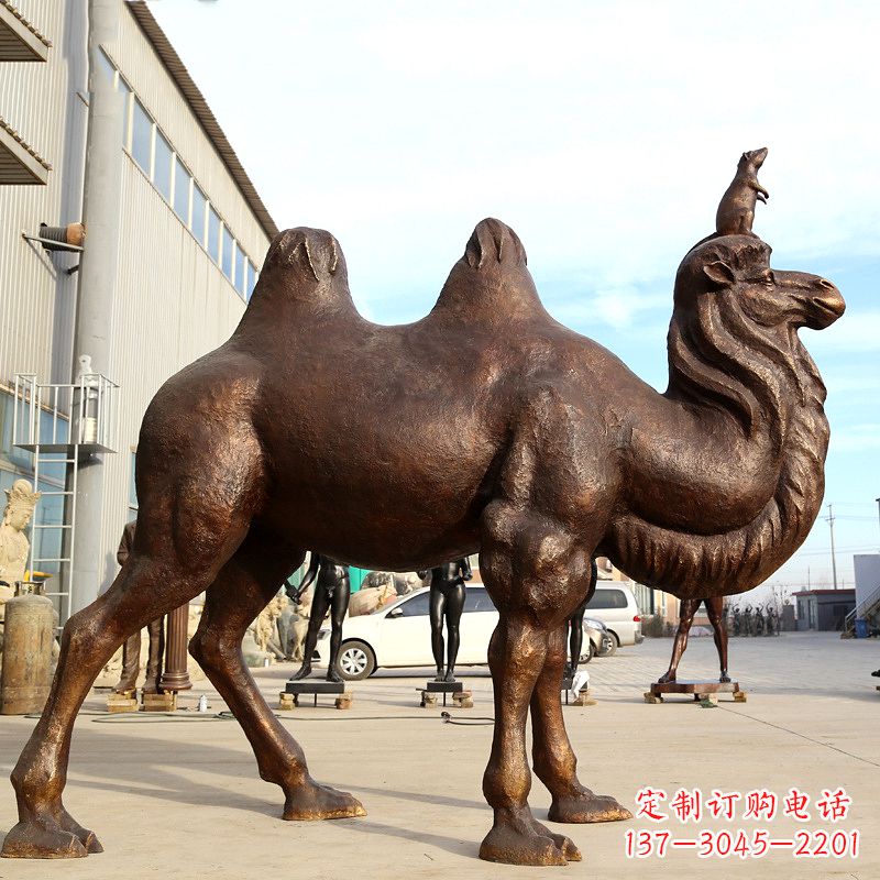 保定铸铜骆驼雕塑
