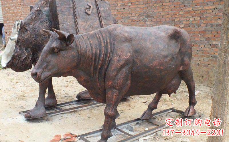 保定铸铜奶牛公园动物铜雕